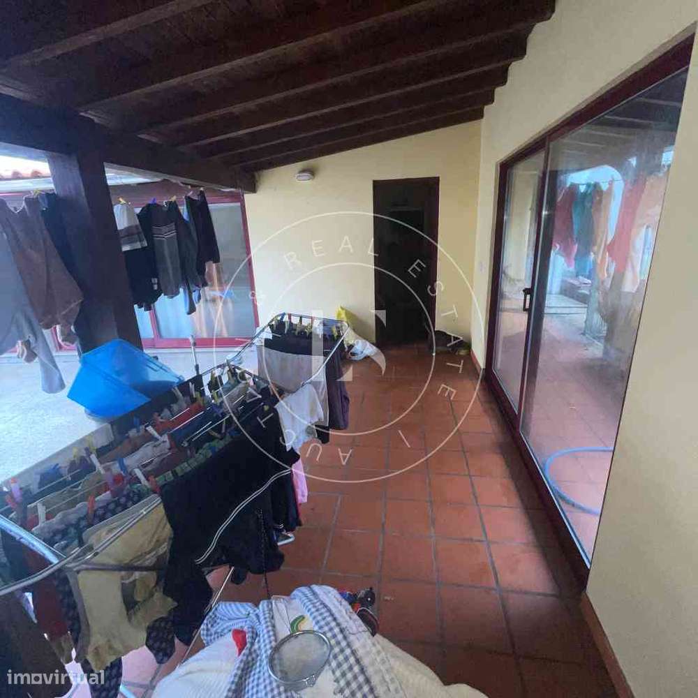 2 Apartamentos + Garagem com Logradouro | Vale de Cambra-33