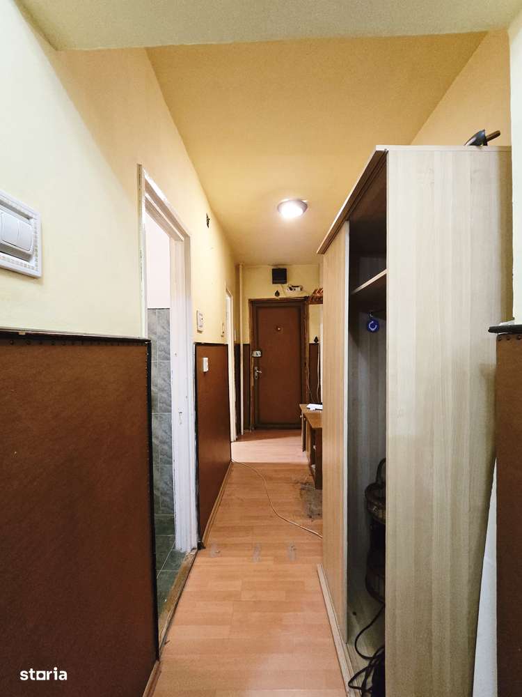 Apartament 2 camere decomandat, etaj 1 - Micalaca - Imagine principală: 4/6