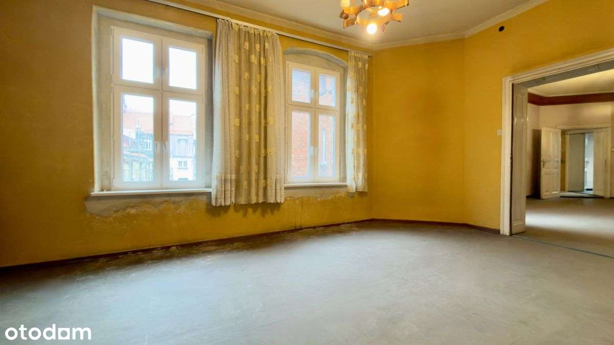 Duże M3 do własnej aranżacji- w samym centrum!!-12