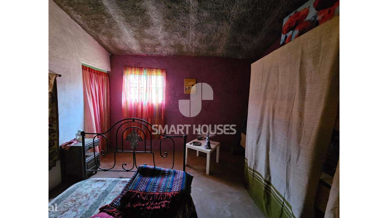 Terreno Vale Cordeiro c/ edifício - Grande imagem: 5/26