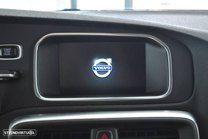 Volvo V40 2.0 D2 Momentum Eco - 22