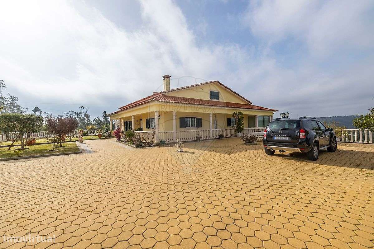 Moradia T5 para venda - Grande imagem: 2/45