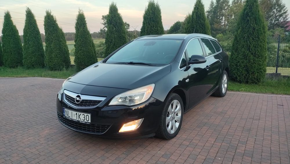 Opel Astra J (2009-2019) 1.7 CDTI Sport 2011