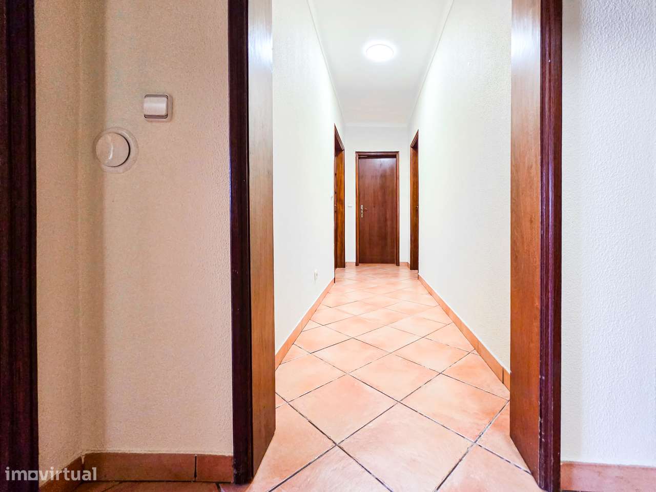 Andar de Moradia T3 com jardim na Quinta do Conde-18