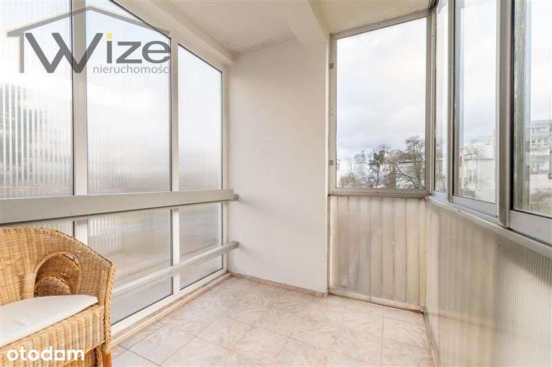 3 pok. mieszkanie + hala garażowa - Gdynia/Cisowa-2