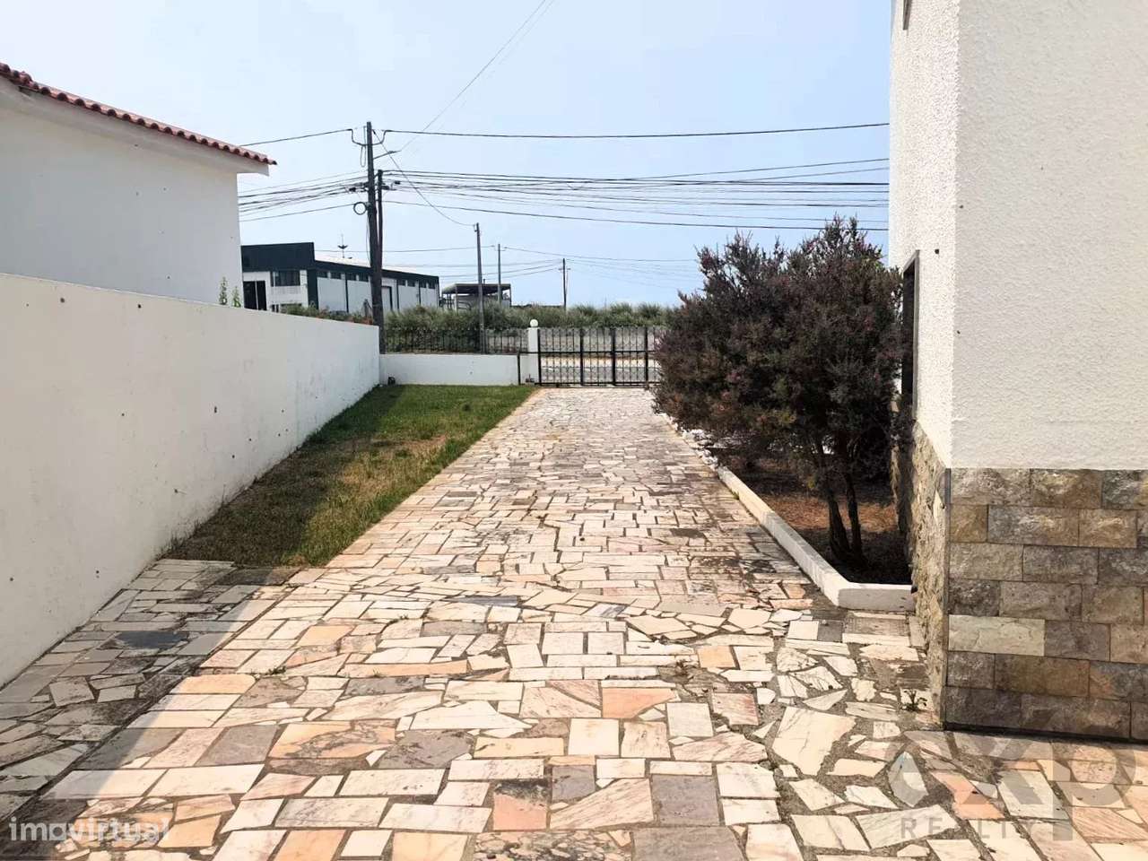 Moradia/Quinta Isolada com Terreno de 3400m2 a 5 min. da praia - Penic - Grande imagem: 3/21