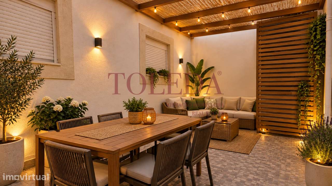 T2 em Santa Apolónia Remodelado com Terraço-1