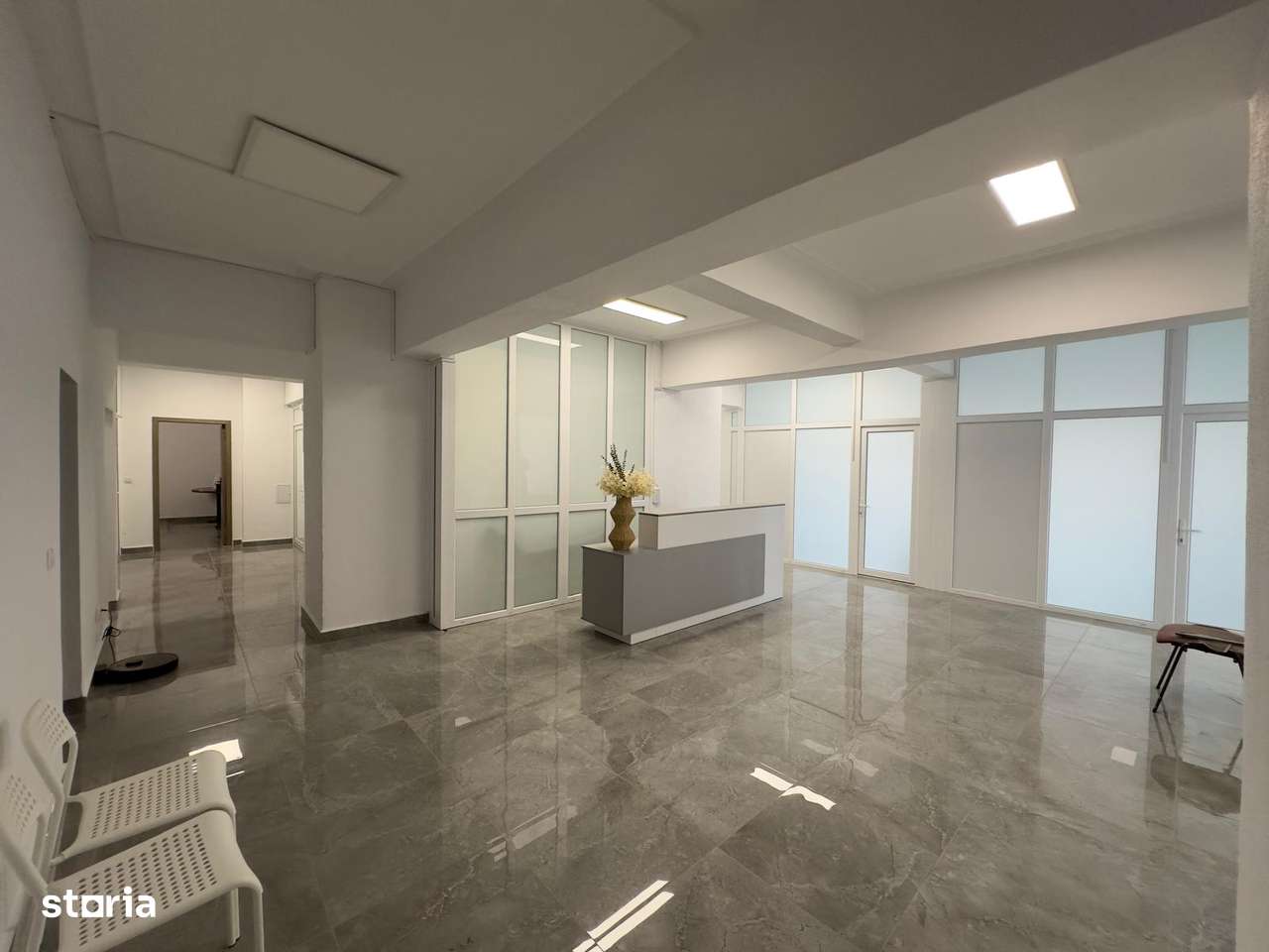 Spatiu clinica - 8 cabinete noi - 200mp, Centrul Civic Iasi - Imagine principală: 5/16