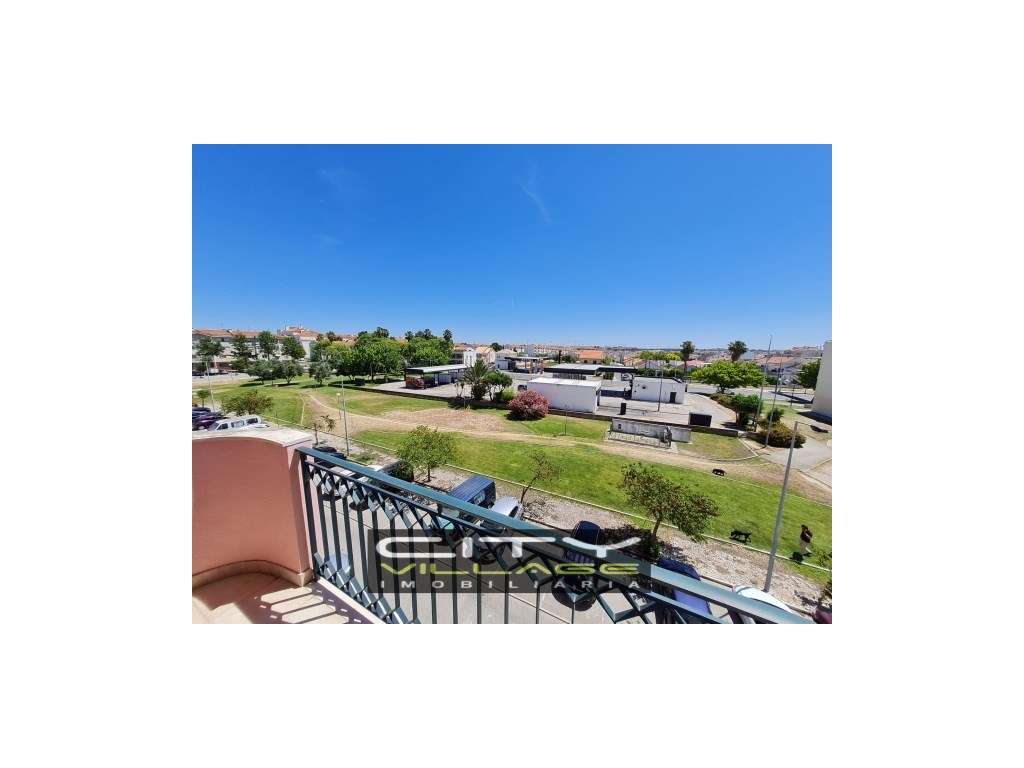 Apartamento T3 Zona Esteval Montijo-10