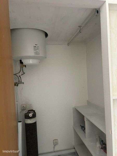 Apartamento T0 Mobilado - Grande imagem: 5/8