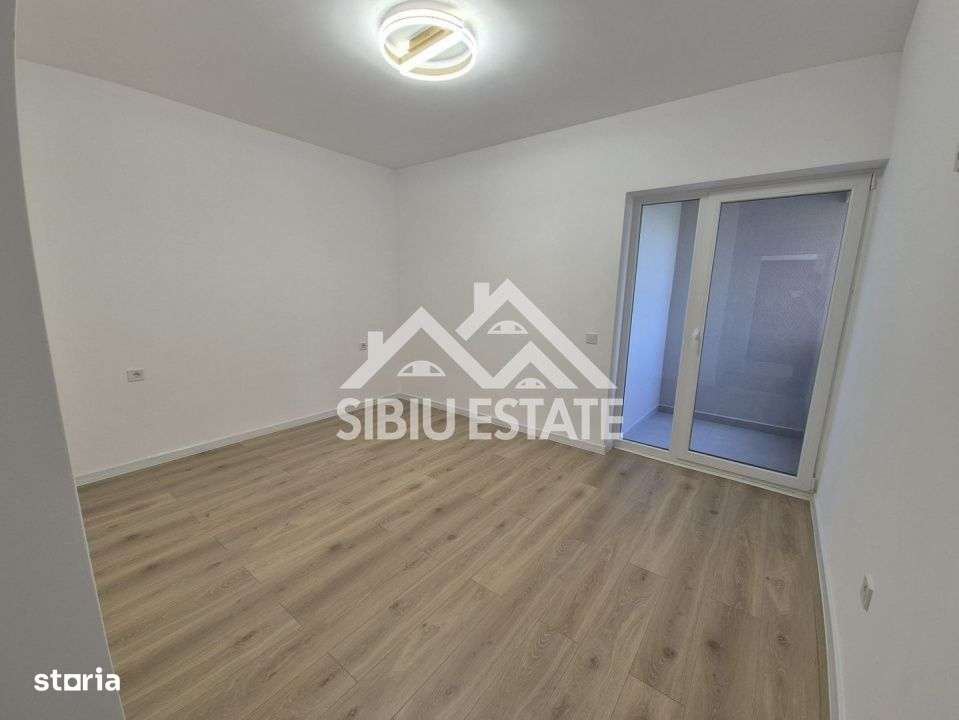 Apartament 2 camere decomandate Calea Surii mici - Imagine principală: 4/8