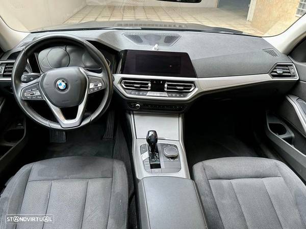 BMW 318 d Touring Aut. Sport Line - 12