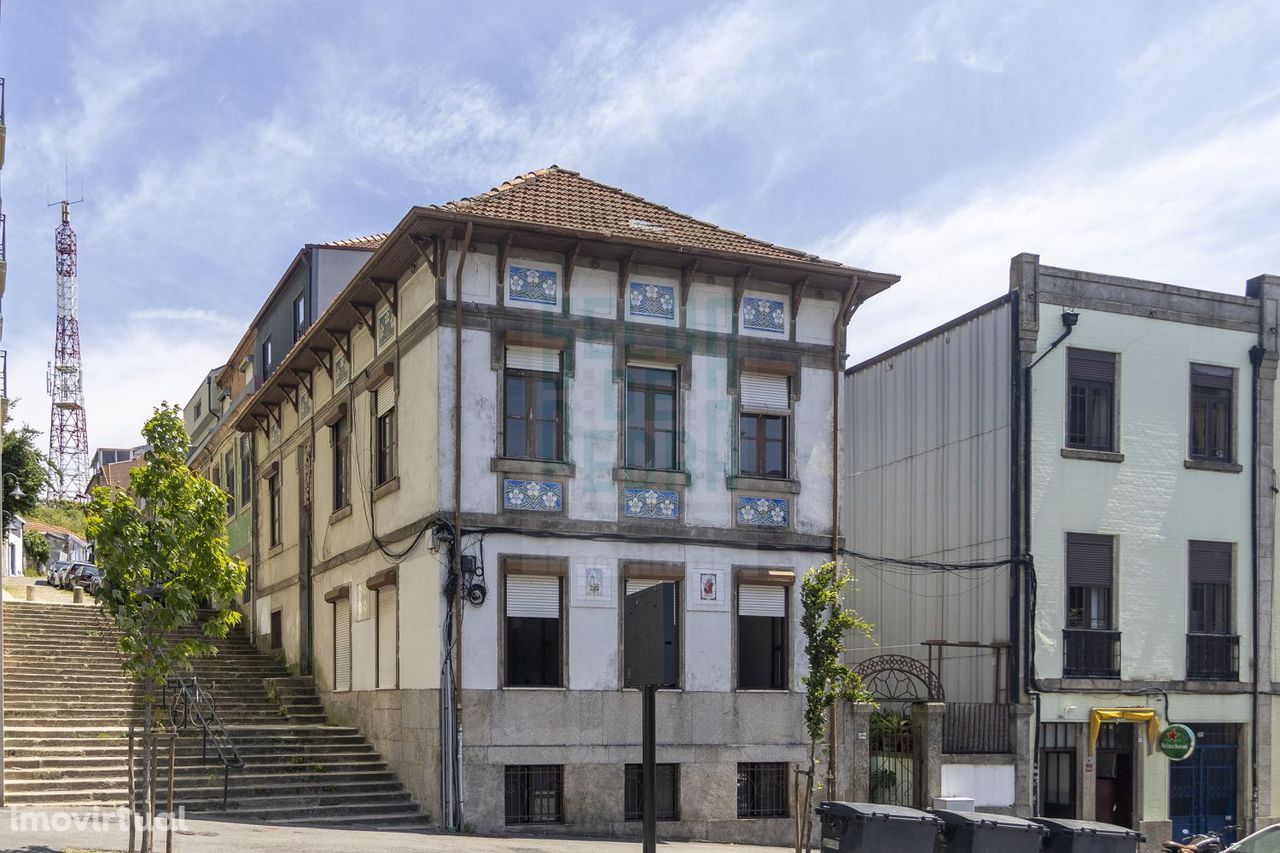 T6 Duplex Baixa do Porto