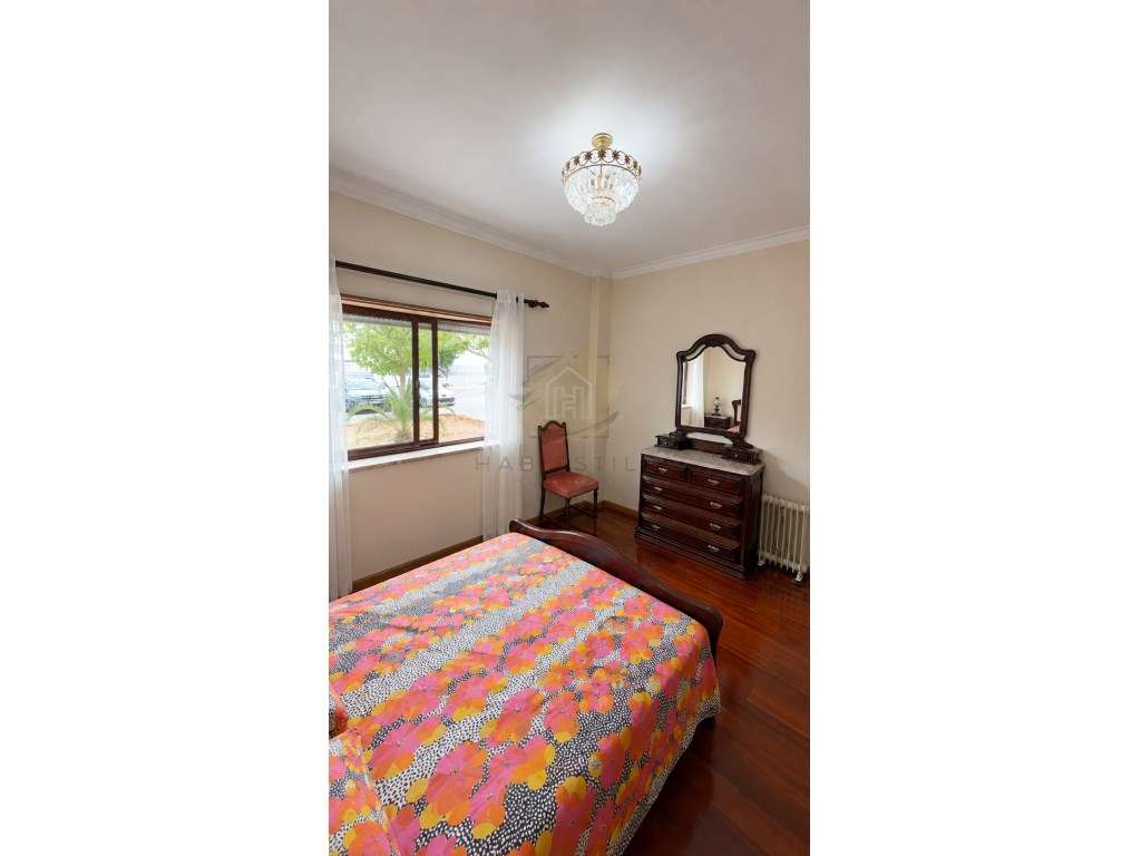 Apartamento T2 Rc com logradouro comum-8