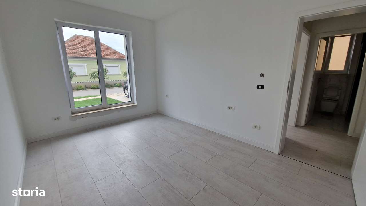Proprietar - Duplex Plan Parter Giarmata-Vii - Pret 169.900 euro-1