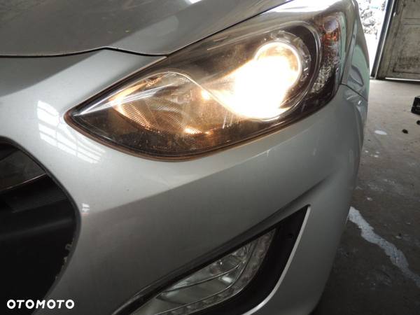 Lampa przód lewa Hyundai I30 II 1,6 GB - 1