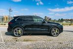 Porsche Cayenne S E-Hybrid - 4