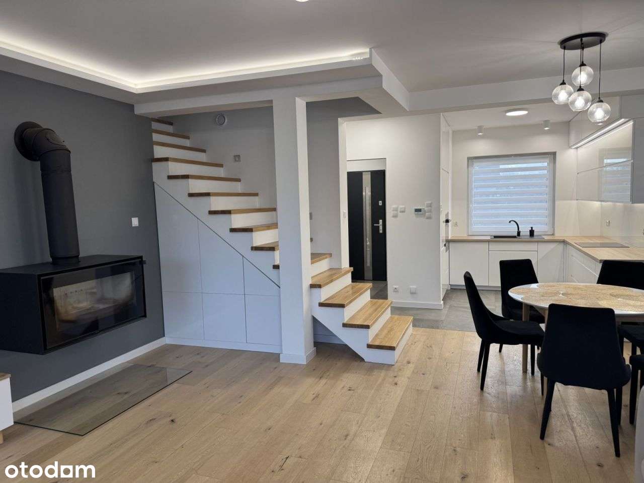 Nowoczesny dom w świetnej lokalizacji-5