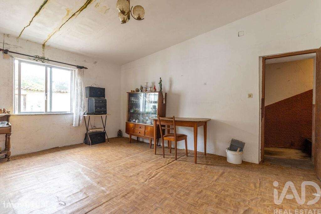 Moradia geminada em Poiares de 126 m2 - Grande imagem: 4/30