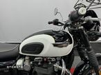 Triumph Bonneville - 12