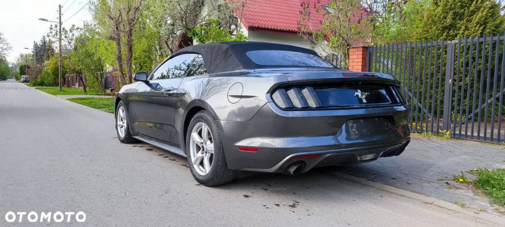 Ford Mustang 3.7 V6 - 17