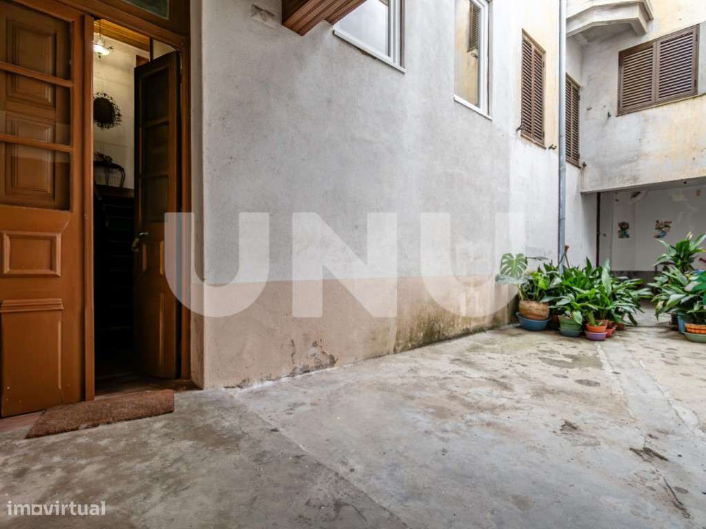 Prédio com Dois Edifícios Independentes no Tortosendo - Elevado Pot...-47