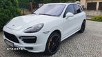 Porsche Cayenne Turbo S - 2