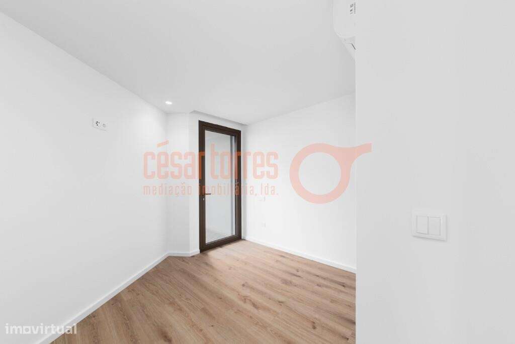 Apartamento T2- Granja-5