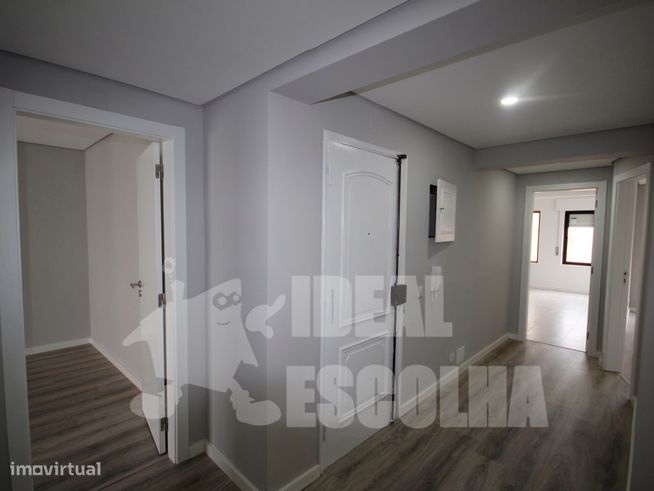 T3 AMORA 275 000€
TOTALMENTE RENOVADO.-10
