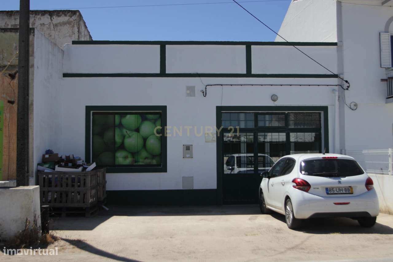 Armazém com 150 m², em excelente estado de conservação, localizado na - Grande imagem: 2/8