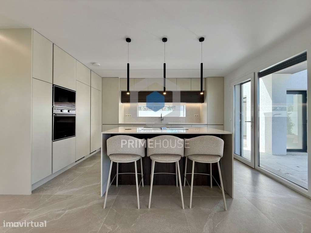 Moradia T3 - Aroeira - Pronta Habitar-11