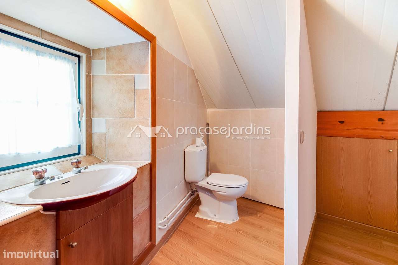 Moradia Unifamiliar de traça rústica-36