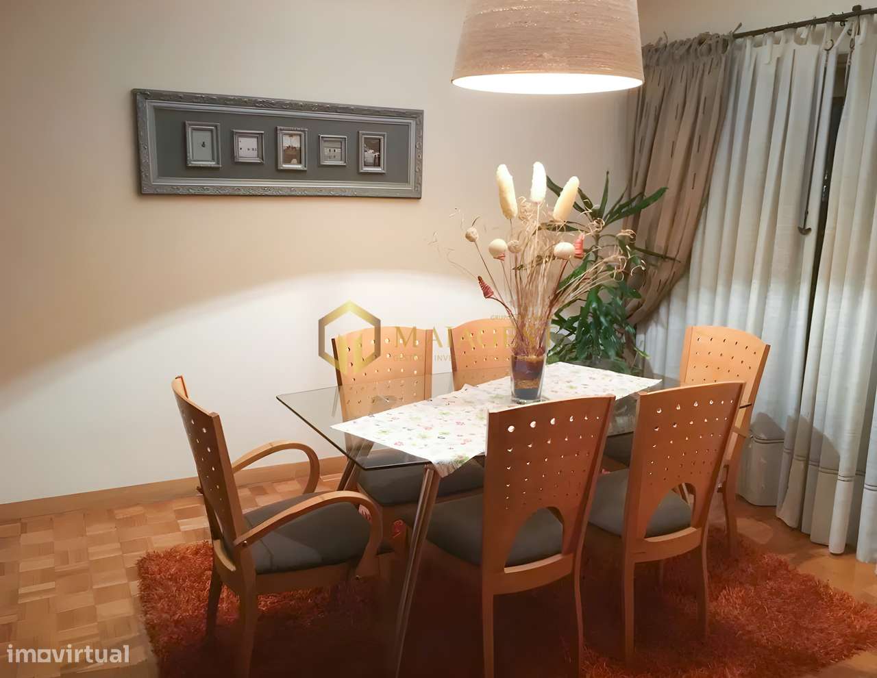 T2 Mobilado com Varanda e Garagem para 2 Carros no Porto - Grande imagem: 5/12