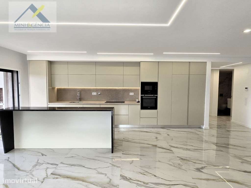 Apartamento T3 com garagem e piscina no Montijo - Grande imagem: 2/37