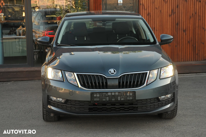 Skoda Octavia - 8