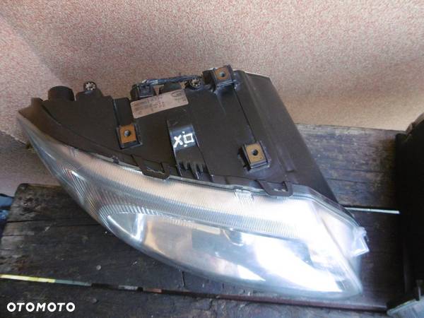 Lampa prawa Chrysler Voyager ZKW EUROPA - 2