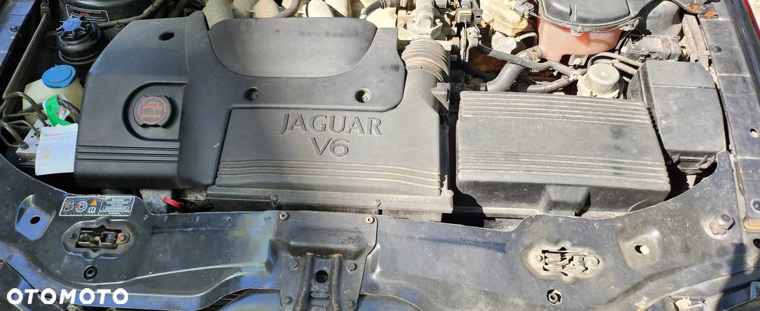 Jaguar X-Type 2.0 High - 11