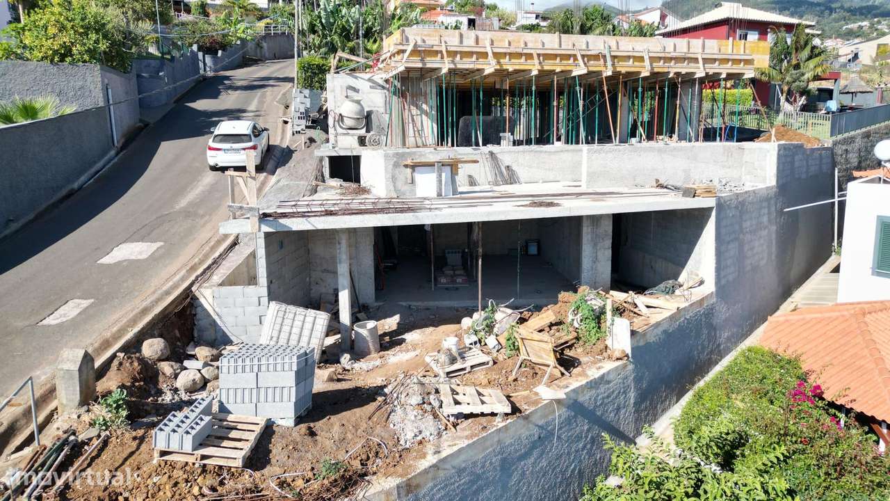 Moradia independente à venda no Estreito da Calheta, Caminho dos Reis-17