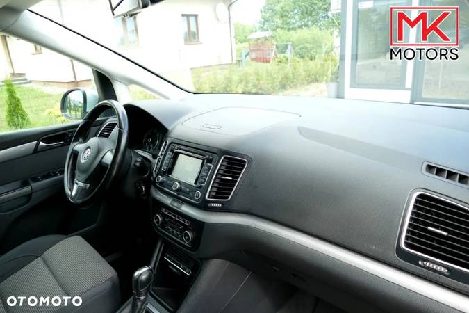 Volkswagen Sharan 2.0 TDI Trendline DSG - 8