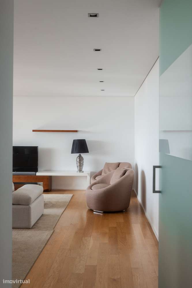 Apartamento T3 na primeira linha de praia- Madalena, Vila Nova de Gaia - Grande imagem: 4/42