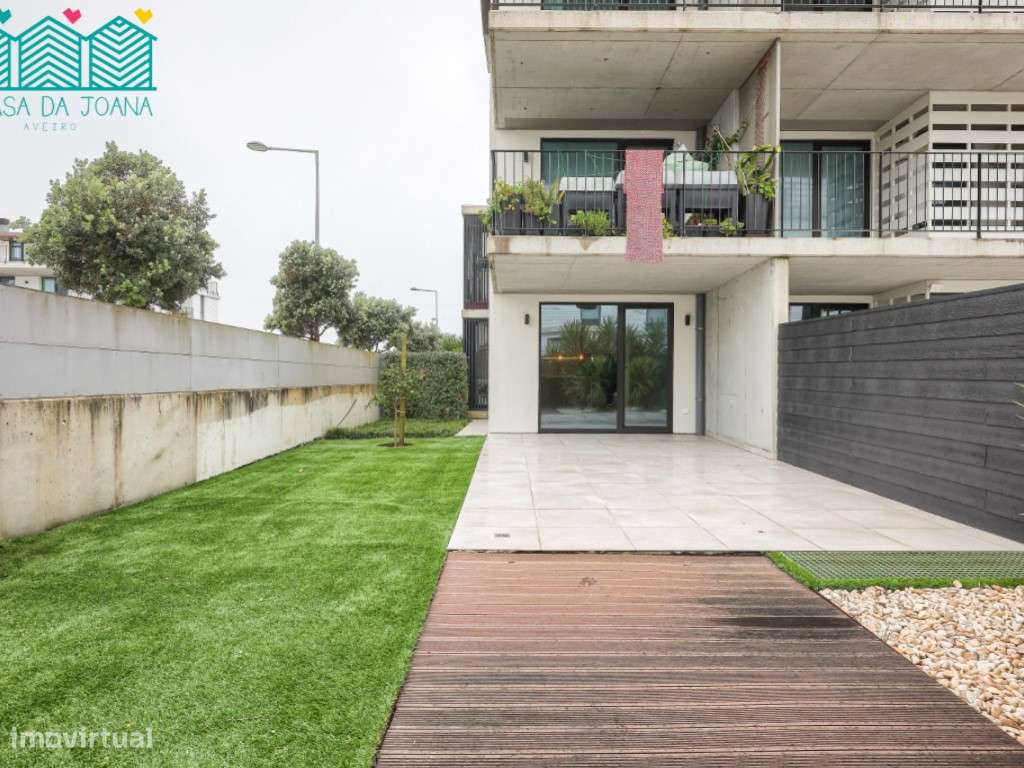 Apartamento T2 com terraço na Praia da Barra - Grande imagem: 4/30