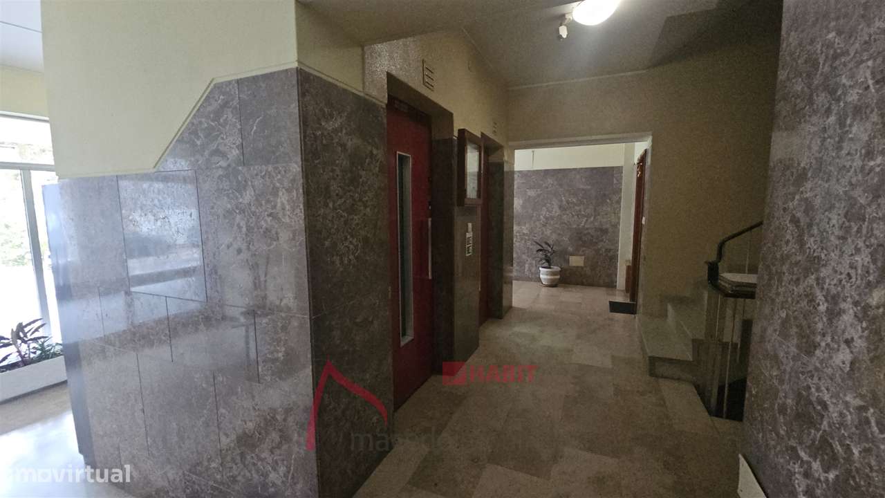 Apartamento T3 Remodelado-30