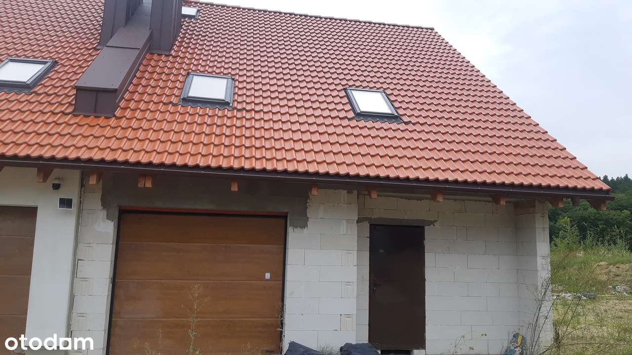 komfortowy duży dom w zacisznym osiedlu-7