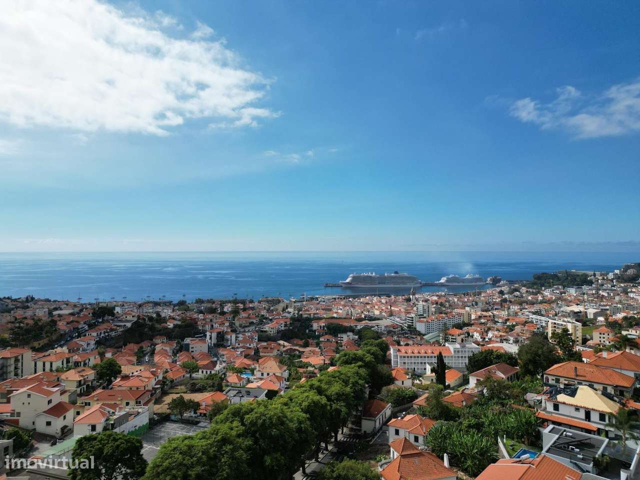 Moradia Contemporânea com Vista Atlântica no Funchal - Grande imagem: 4/41