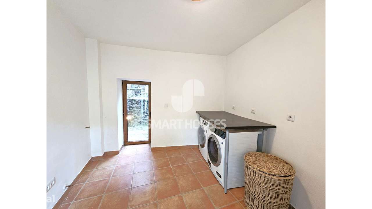 Moradia T3 Caratão c/ terreno junto rio-8