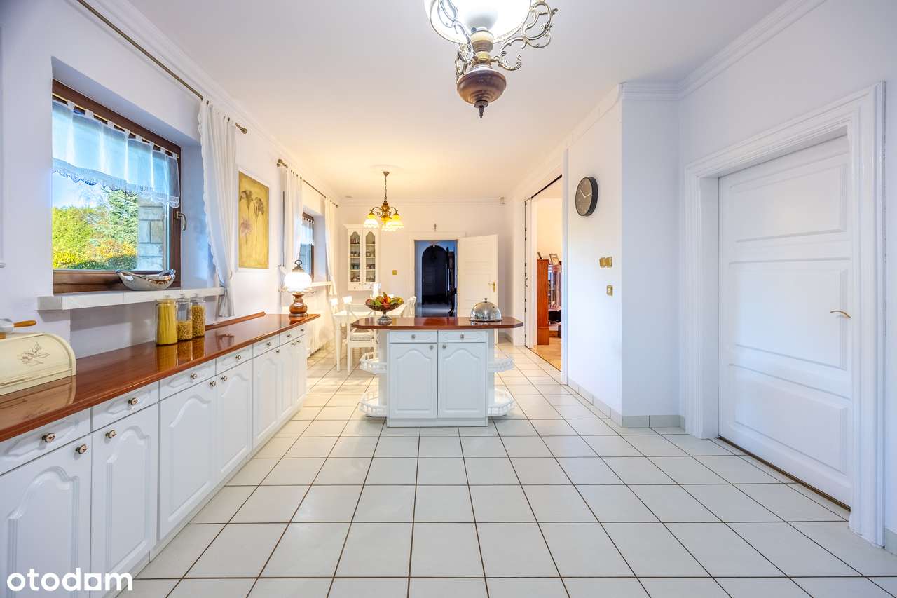 Stylowy Dom z dużą działką budowlaną i fotowoltaiką w Słupsku - Pełny obrazek: 2/15