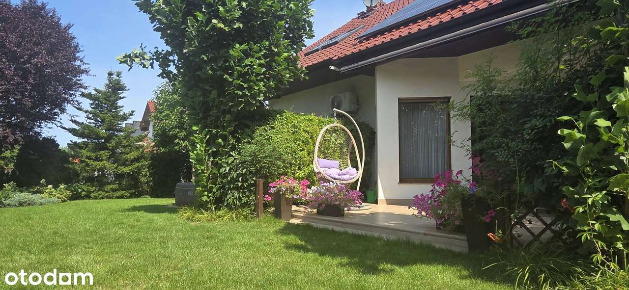 Otulony zielenią i słońcem DOM 216 m²-6 pokoi,2 łazienki,pralnia,GARAŻ-1