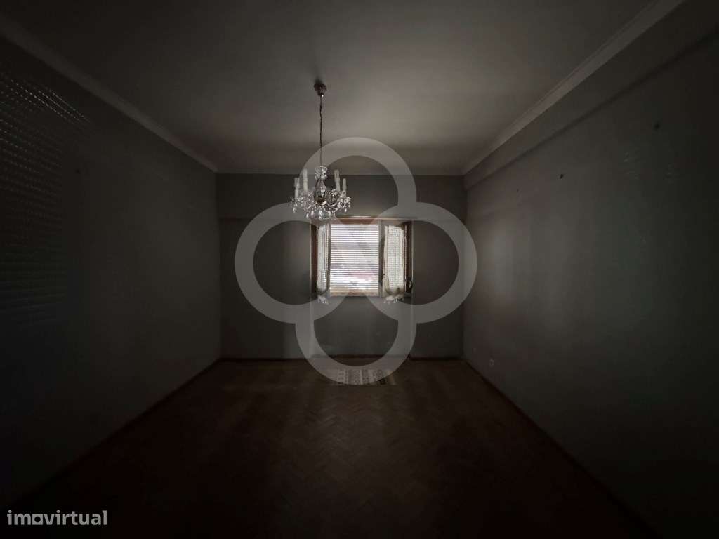 Apartamento T3 em Carnaxide com excelente localização próximo a com...-9