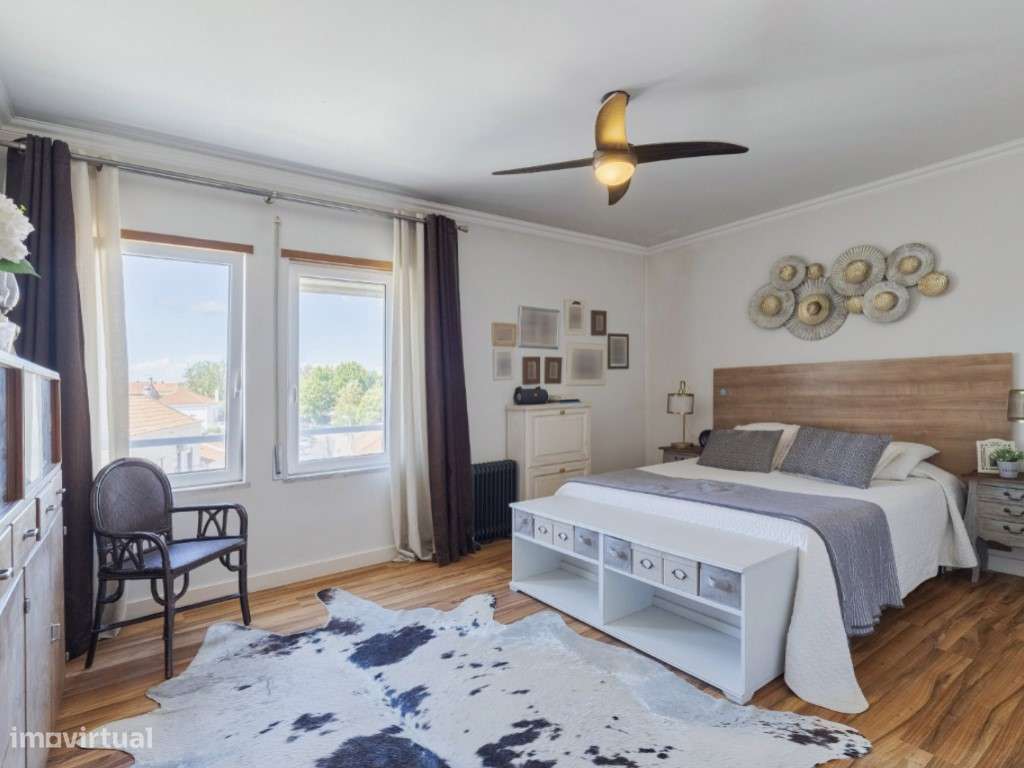 Penthouse Exclusiva no Coração de Grândola-18