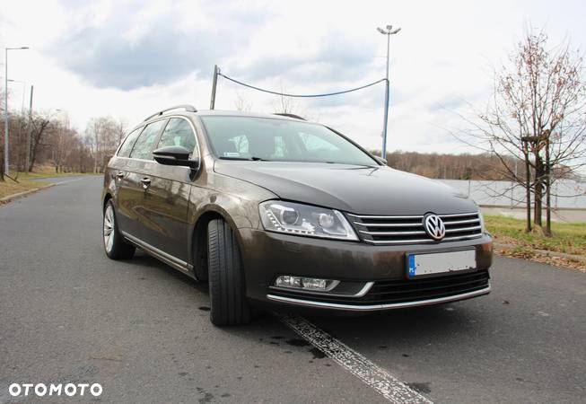 Volkswagen Passat 2.0 TDI Highline DSG - 11